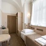Uzdrowisko Cieplice - - Długi Dom