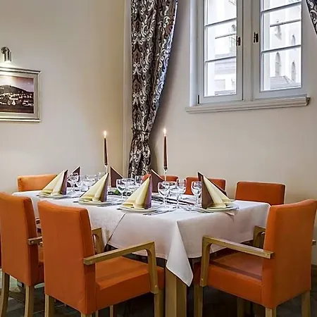 Uzdrowisko Cieplice - - Dlugi Dom Resort *
