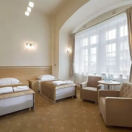 Resort Uzdrowisko Cieplice - - Dlugi Dom *