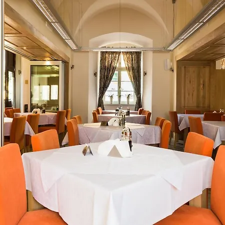 Resort Uzdrowisko Cieplice - - Dlugi Dom