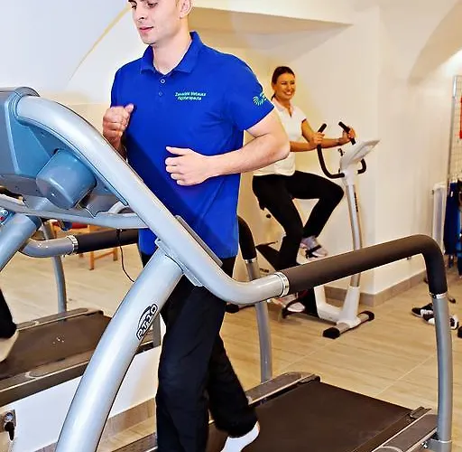 Uzdrowisko Cieplice - - Dlugi Dom