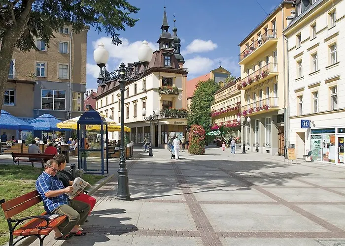 Uzdrowisko Cieplice - - Dlugi Dom Resort